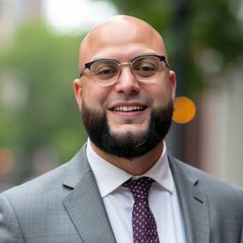 Portrait of Orlando Quiles Jr, Realtor®